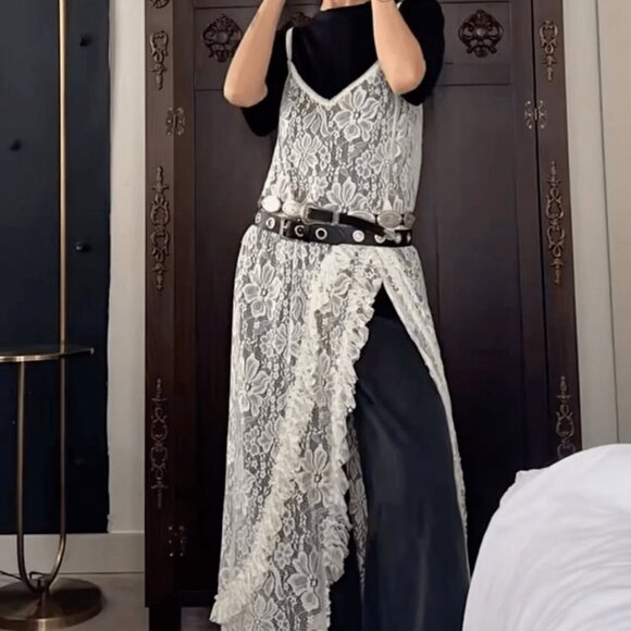 White Elegant Women's See-Through Lace V-Neck Sleeveless Dress with Ruffle Hem - Picture 5 of 5